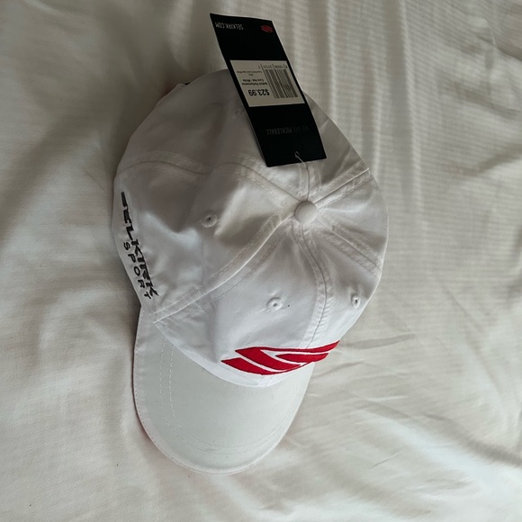 NWT Selkirk Performance Core Pickleball Hat Cap White Adjust - Picture 4 of 5
